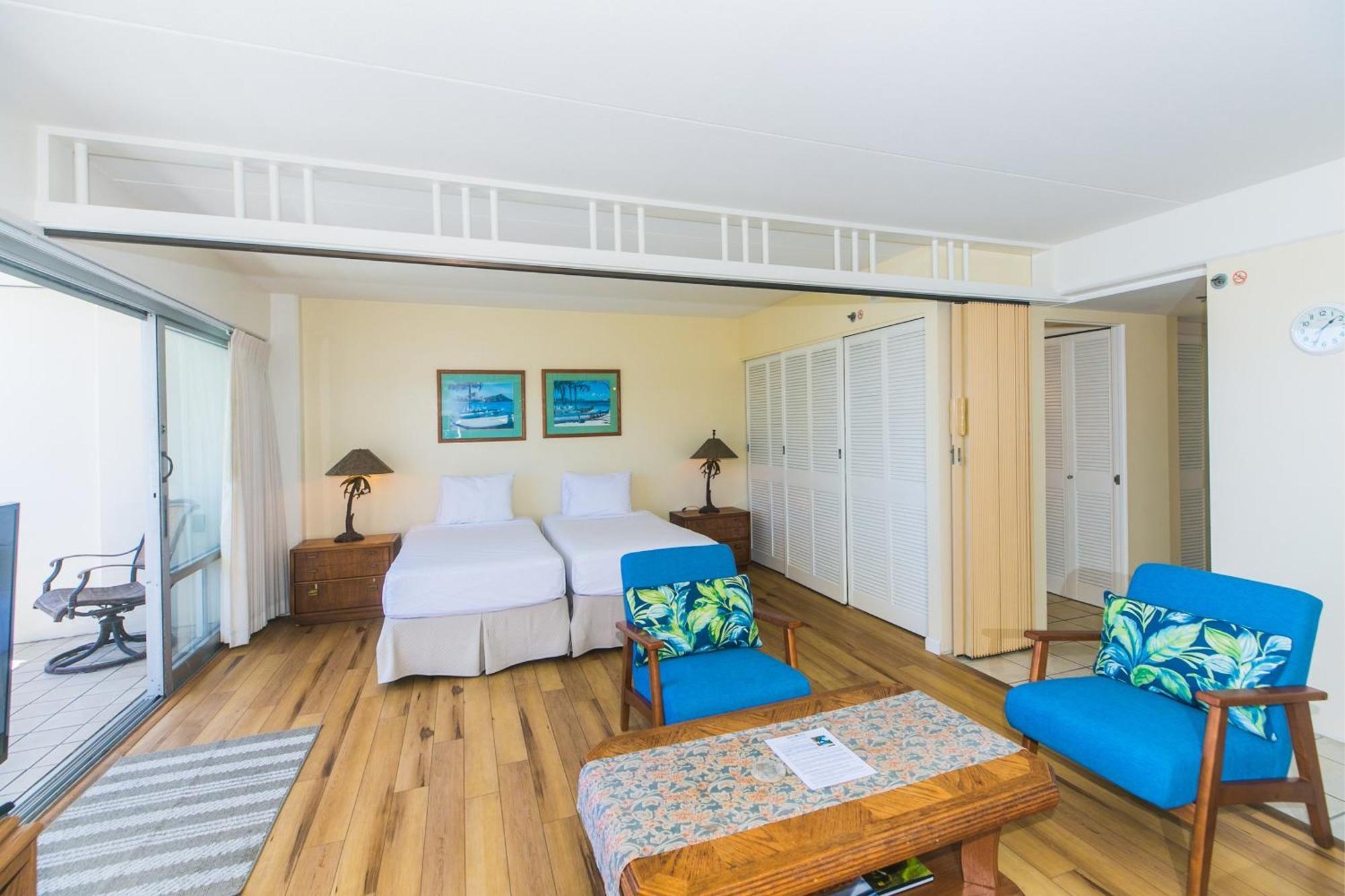 Ilikai Tower One Bedroom Lagoon View Waikiki Condos With Lanai & Free Wifi ホノルル 部屋 写真